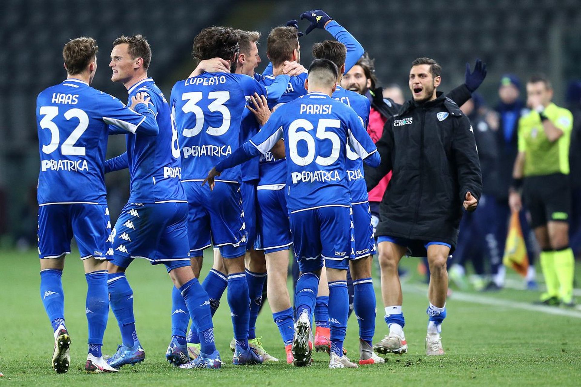 NBA季后赛首轮球队对阵总结（NBA季后赛首轮球队交锋盘点）